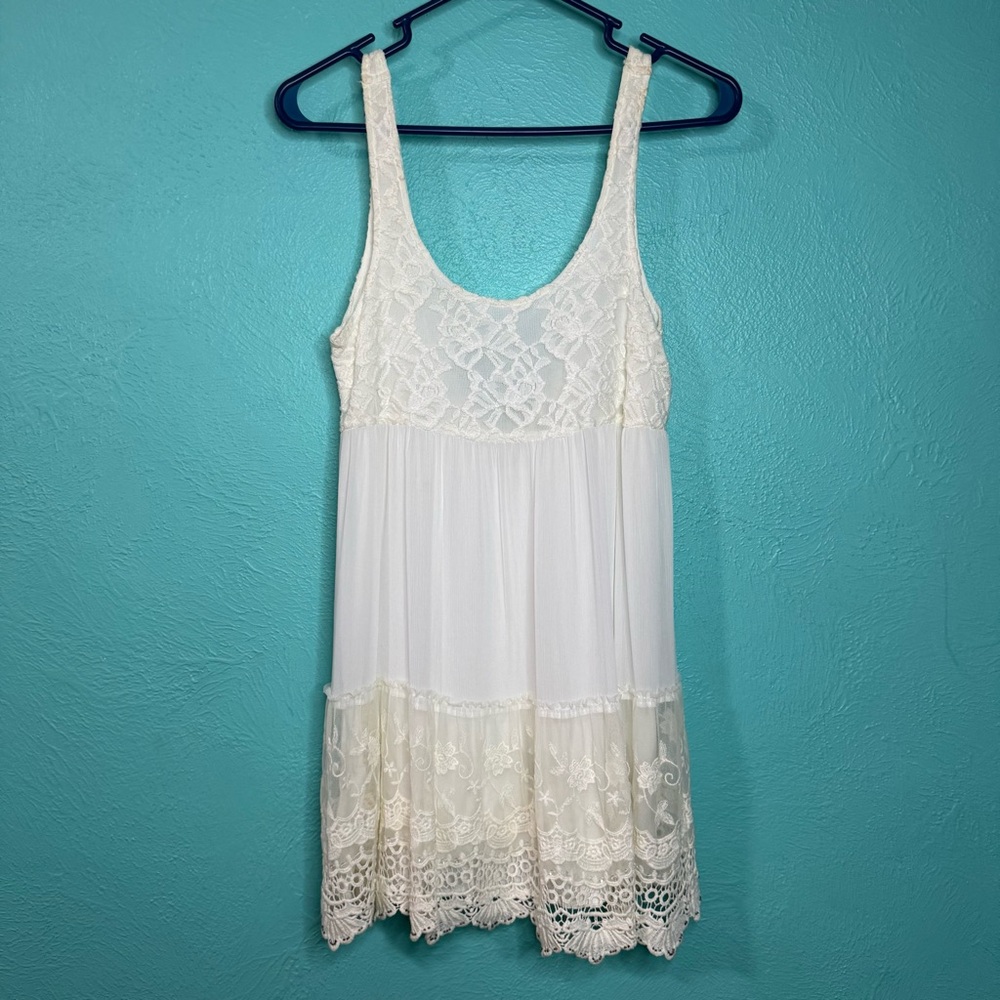 Abercrombie & Fitch Mini White Flowy boho dress